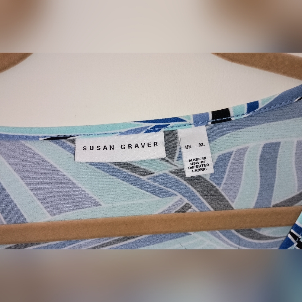 2/$20 Susan Graver Abstract Blue and Black Liquid Knit Blouse - Picture 2 of 5